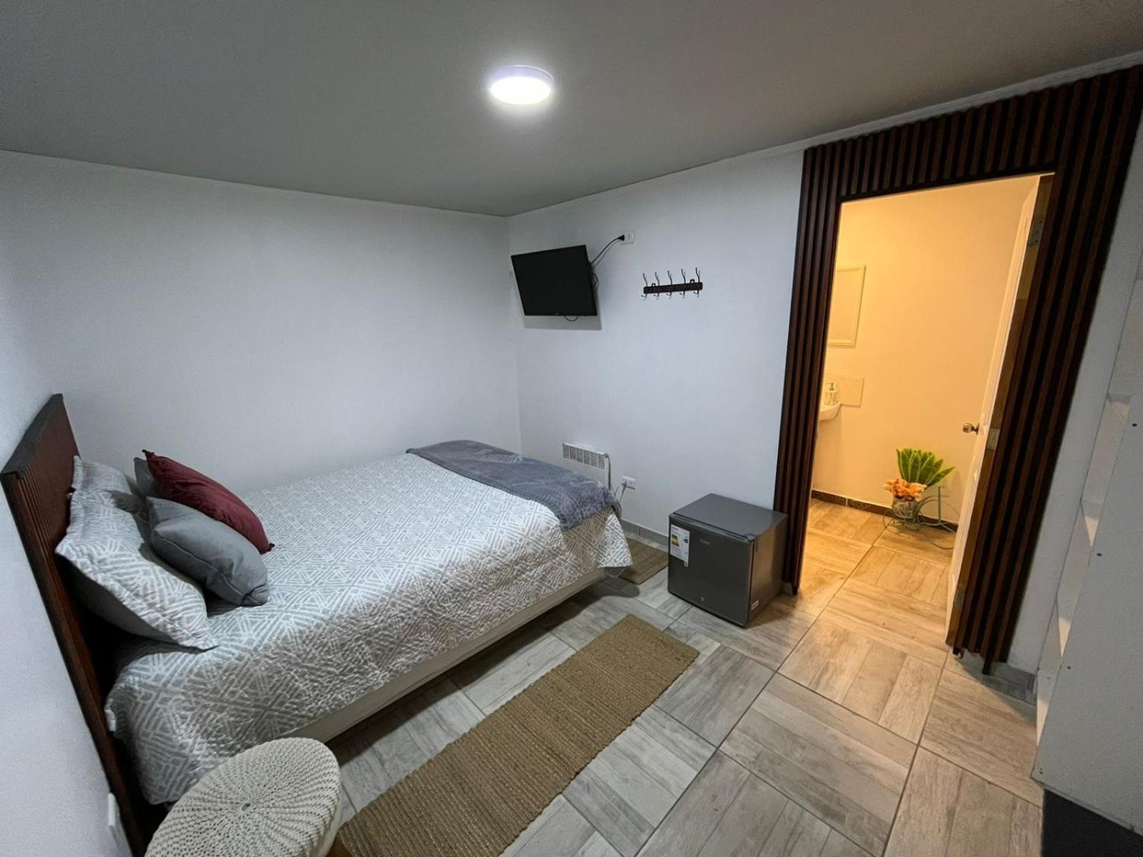 Hostal Fenix Hotel Santiago Kültér fotó